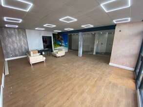 121-123 Barnes Hl, Birmingham en alquiler Foto del interior- Imagen 1 de 1