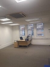 7-11 Cross St, Reading en alquiler Foto del interior- Imagen 1 de 2