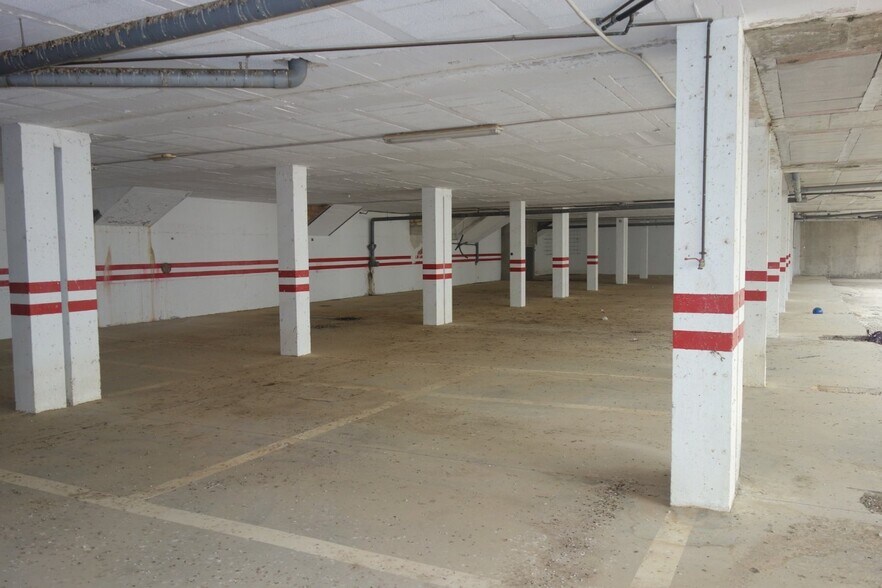 Local en Herrera en venta - Foto del edificio - Imagen 2 de 13