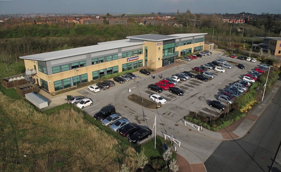 3 Red Hall Cres, Wakefield en alquiler - Foto principal - Imagen 1 de 6