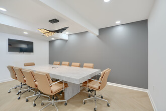 5700 Smith Ave, Baltimore, MD en alquiler Foto del interior- Imagen 1 de 16