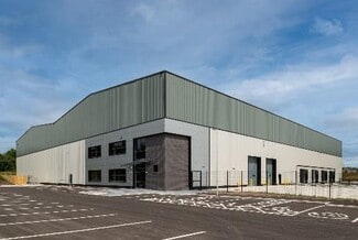 Más detalles de Leonard Way, Oldham - Nave en venta