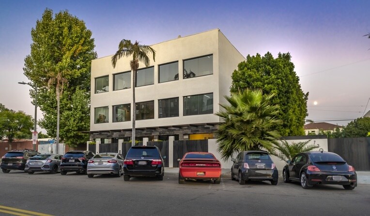 Cole Assemblage 716 & 726 Cole Ave cartera de 2 inmuebles en venta en LoopNet.es - Foto del edificio - Imagen 2 de 14