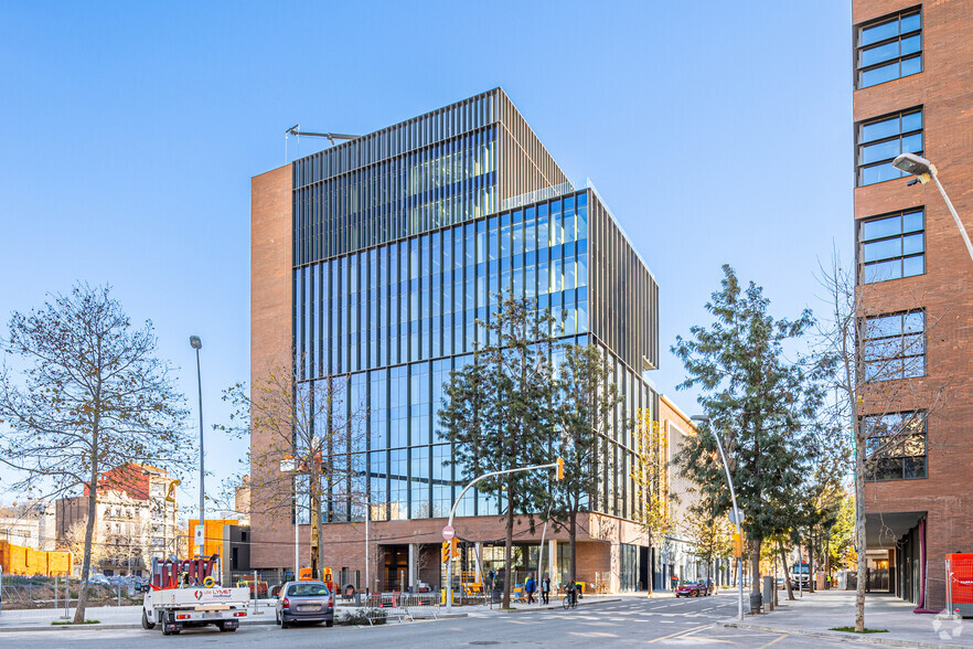 Carrer De Badajoz, 60, Barcelona, Barcelona en alquiler - Foto del edificio - Imagen 2 de 6