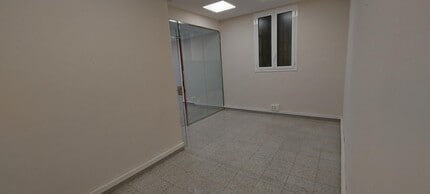 Local en Esplugues de Llobregat, Barcelona en alquiler Foto del interior- Imagen 2 de 5