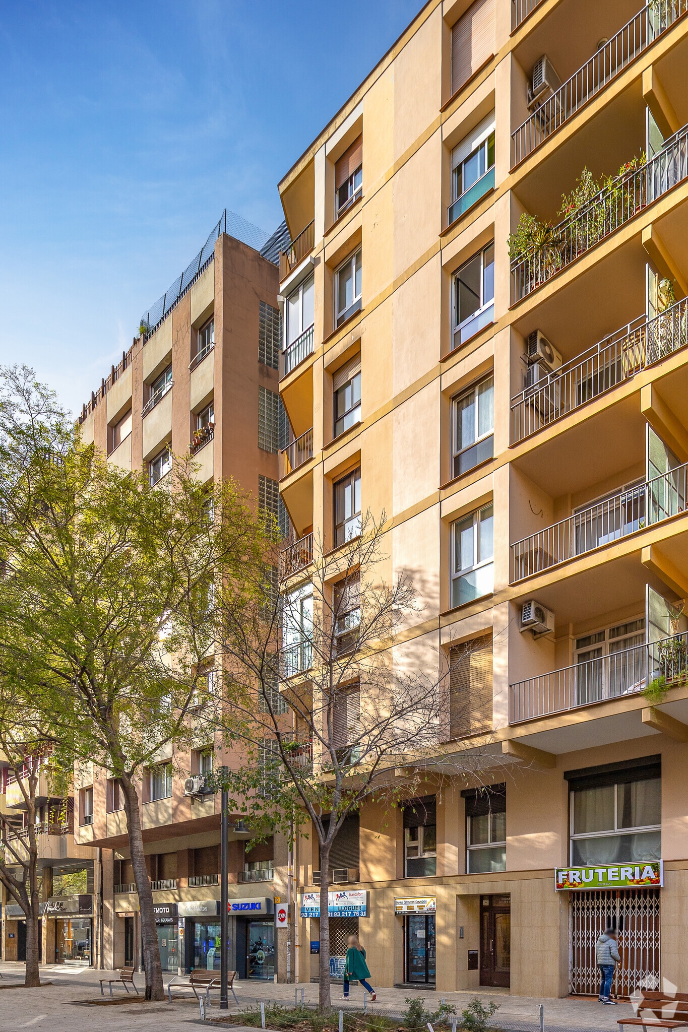 Edificio residencial en Barcelona, Barcelona en venta Foto principal- Imagen 1 de 3
