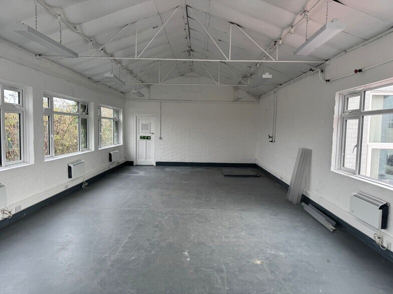 Whilems Works Forest Rd, Ilford en alquiler - Foto del edificio - Imagen 2 de 3