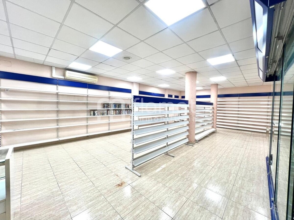 Blanes, GER 17300 - - - Foto del interior - Image 2 of 8