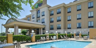 Más detalles para 102 Spencer Ln, San Antonio, TX - Hoteles y hospedaje en venta