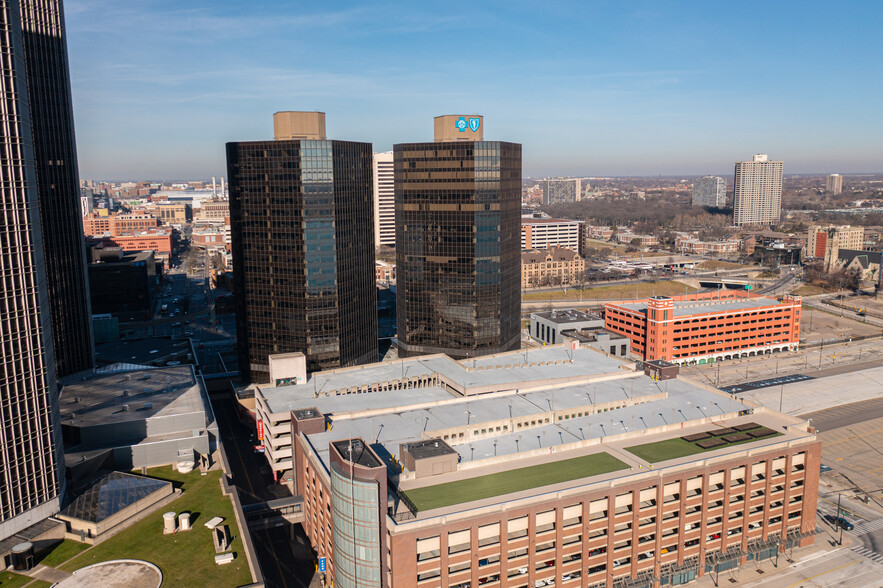 600 Renaissance Ctr, Detroit, MI en alquiler - Foto del edificio - Imagen 3 de 20