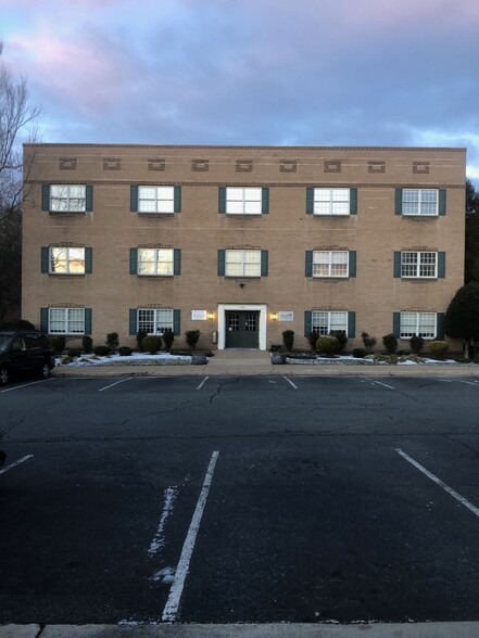 5510 Alma Ln, Springfield, VA en venta - Foto del edificio - Imagen 1 de 5