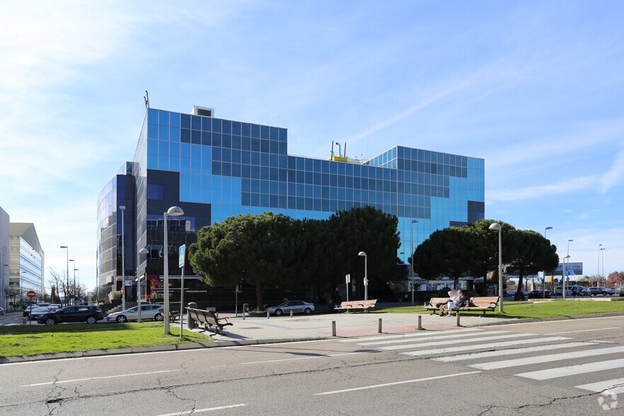 Oficinas en Madrid, MAD en alquiler - Foto del edificio - Imagen 3 de 4