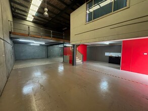 9 Ladbroke St, Milperra en alquiler Foto del interior- Imagen 1 de 6