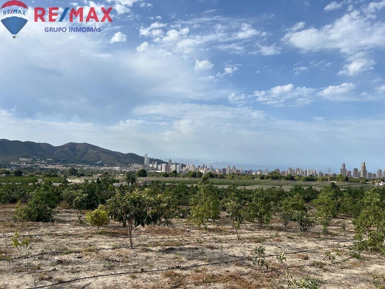 Terreno en Benidorm, Alicante en venta - Vista aérea - Imagen 3 de 9
