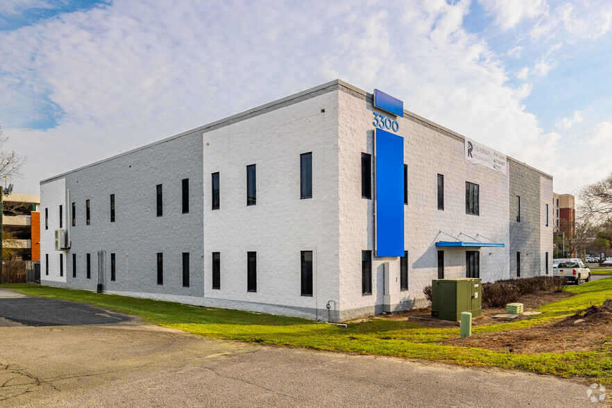 3300 W Montague Ave, North Charleston, SC en alquiler - Foto del edificio - Imagen 2 de 22