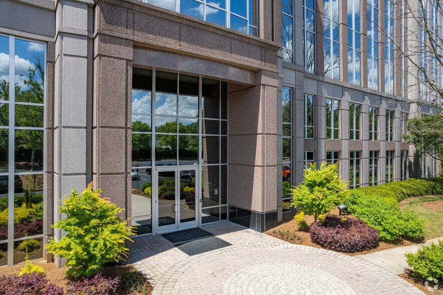 3095 Satellite Blvd, Duluth, GA en alquiler - Foto del edificio - Imagen 2 de 7