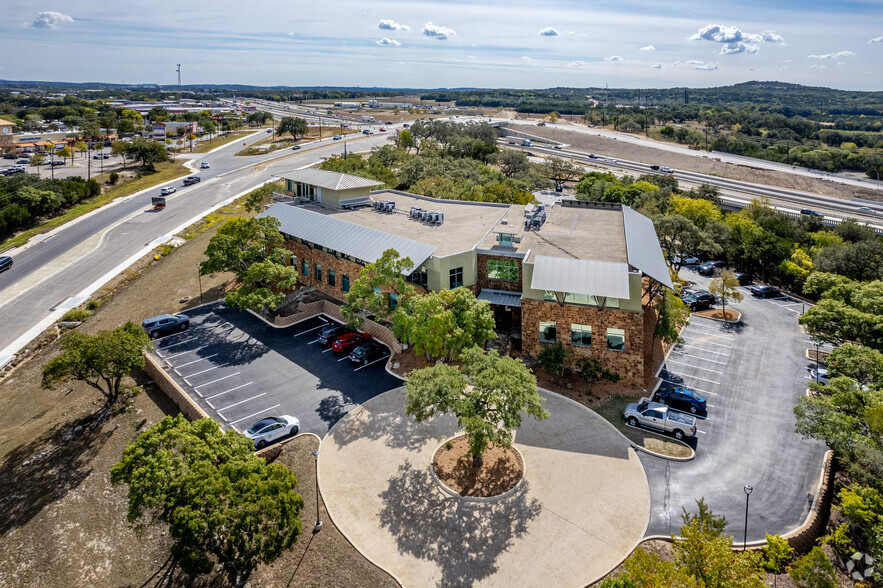 1580 S Main St, Boerne, TX en alquiler - Foto del edificio - Imagen 1 de 36