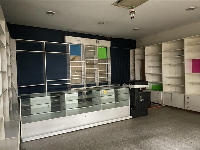Más detalles de Rúa de Emilia Pardo Bazán, 18, Allariz - Local en venta
