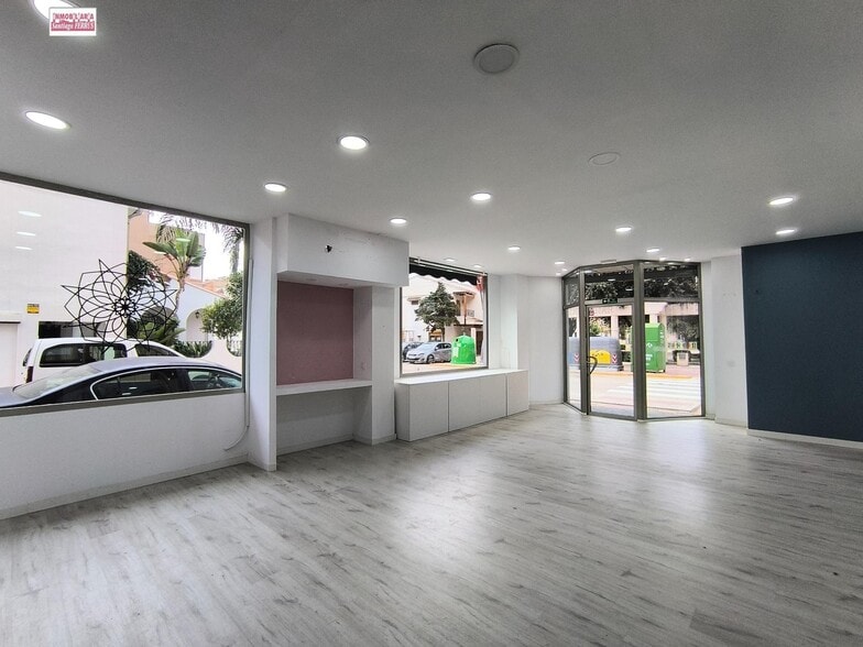 Local en Almussafes en alquiler - Foto del edificio - Imagen 2 de 13