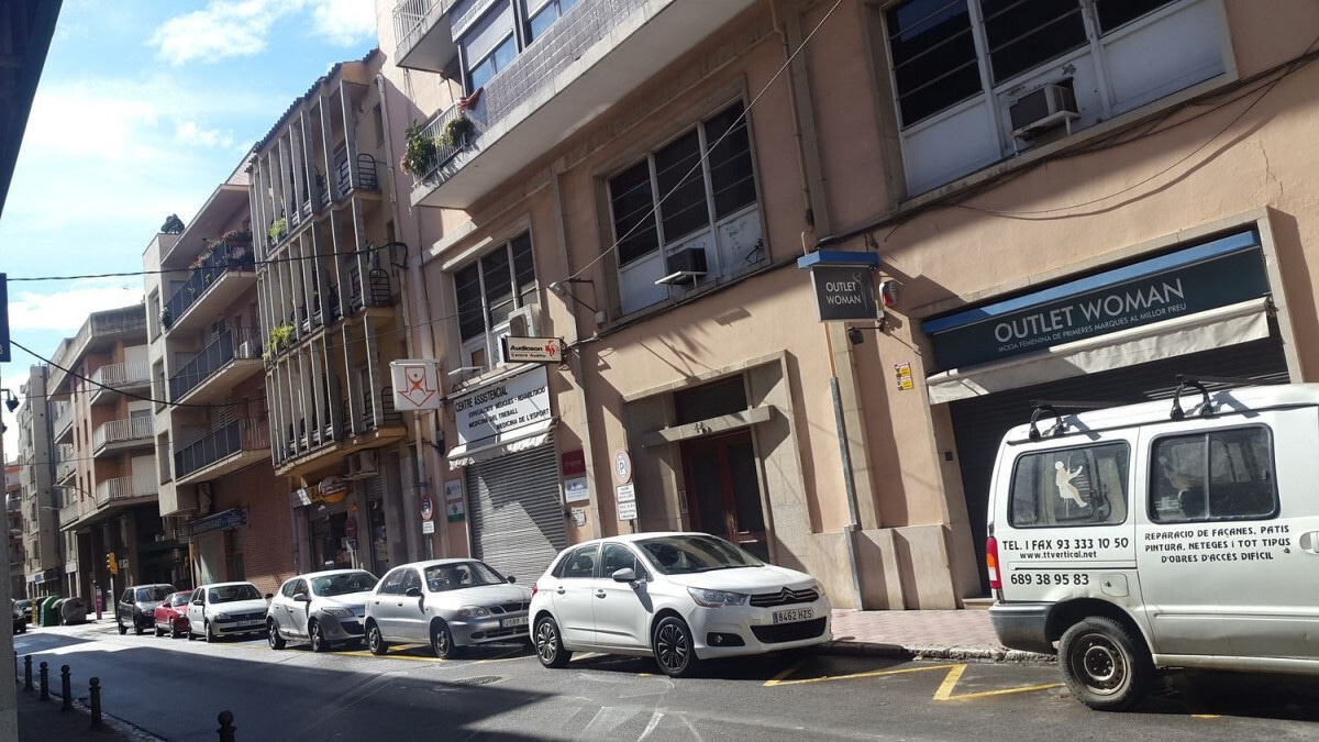 Edificio residencial en Figueres, Barcelona en venta Foto del edificio- Imagen 1 de 2