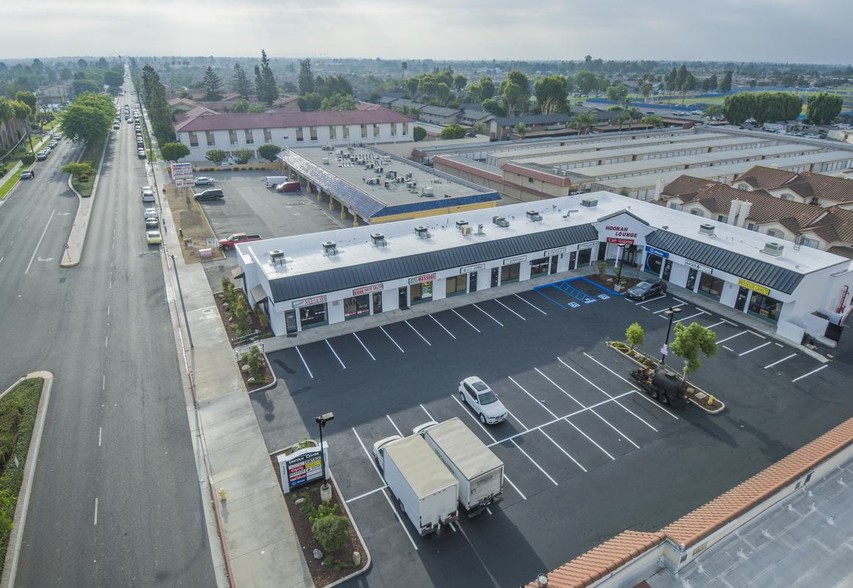 6300-6320 Lincoln Ave, Cypress, CA en venta - Foto del edificio - Imagen 1 de 10