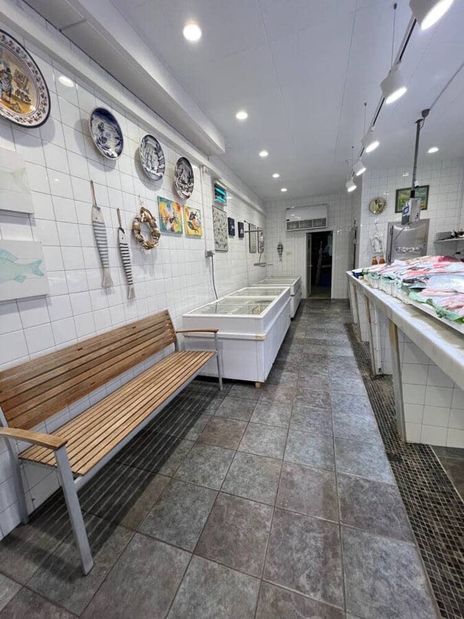 Sabadell, BAR 08203 - - - Foto del interior - Image 1 of 2