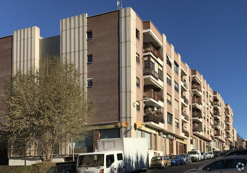 Edificio residencial en Guadalajara, Guadalajara en venta - Foto del edificio - Imagen 2 de 3