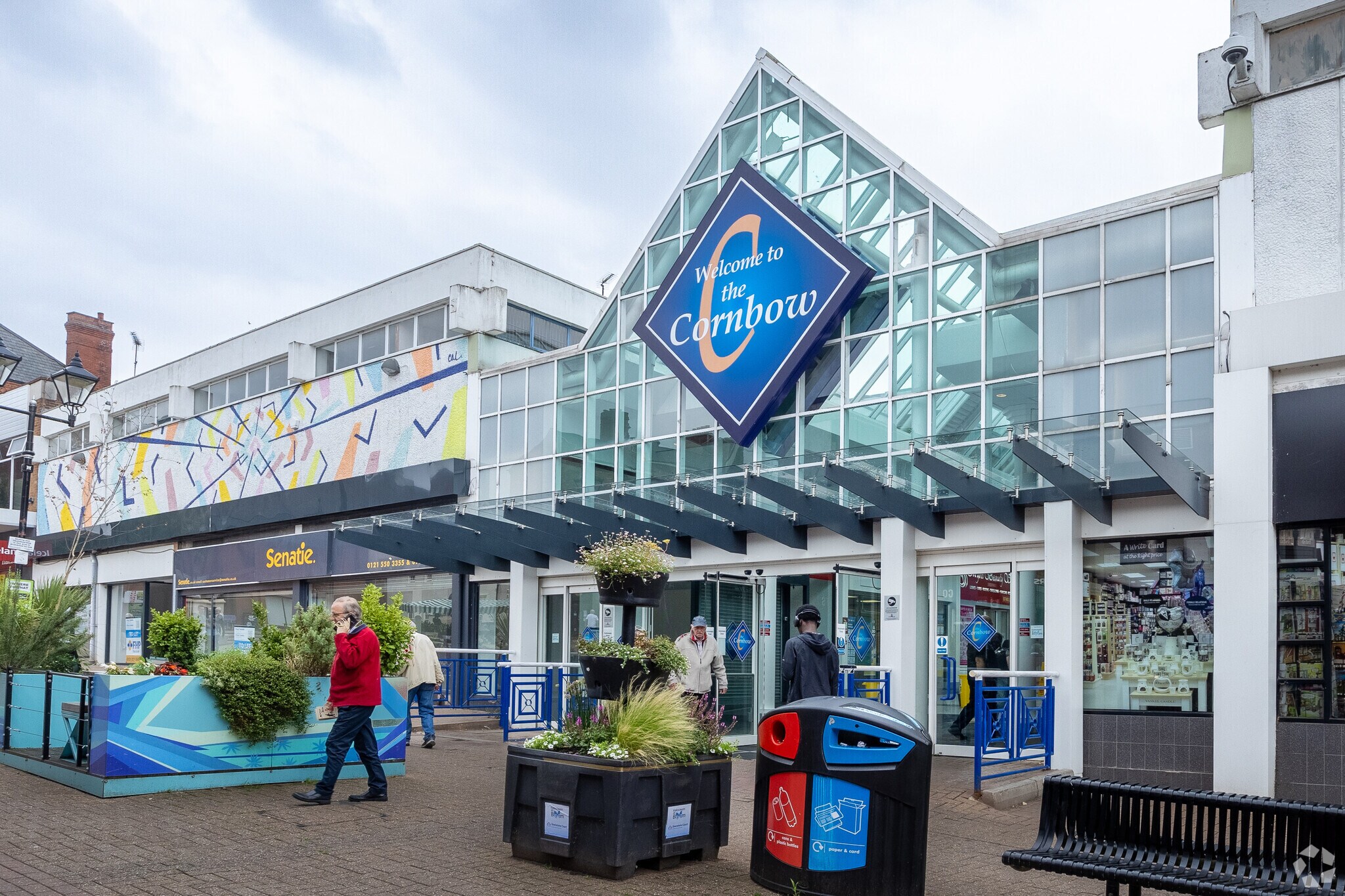 Hagley Mall, Halesowen en alquiler Foto principal- Imagen 1 de 51