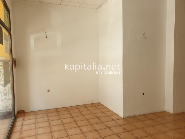 Local en Ontinyent, Valencia en venta - Foto del edificio - Imagen 3 de 14