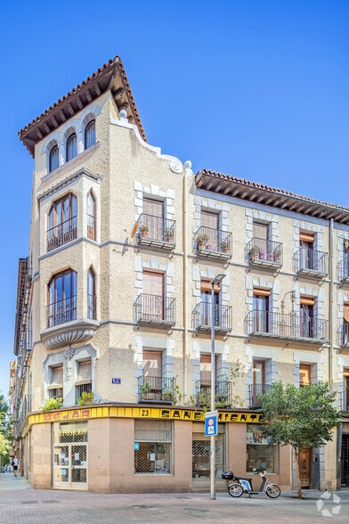 Calle de Béjar, 23, Madrid, Madrid en alquiler - Foto del edificio - Imagen 2 de 2