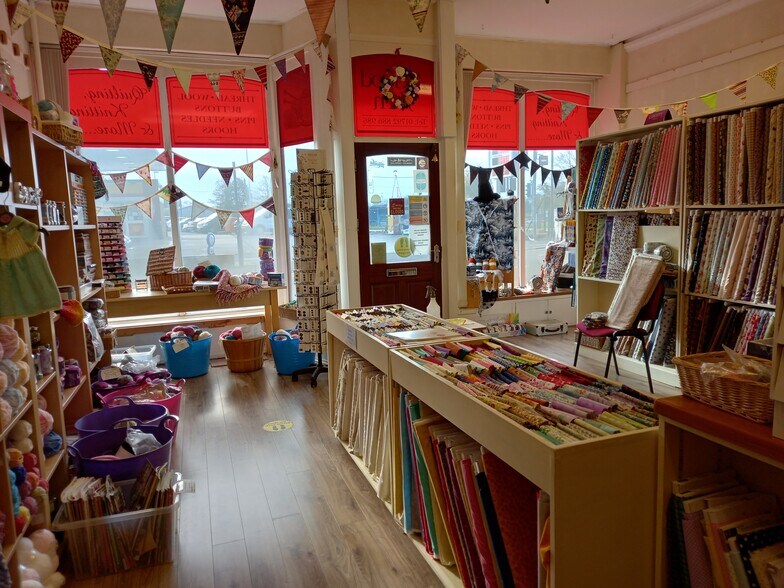 3 St. Teilo St, Pontarddulais en venta - Foto del interior - Imagen 2 de 7