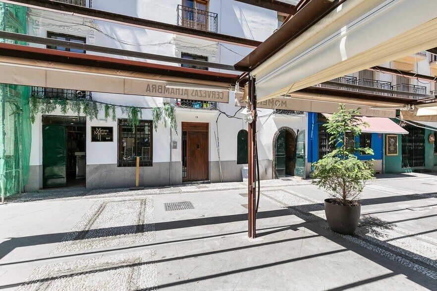 Plaza Campo del Príncipe, 19, Granada, Granada en venta - Foto del edificio - Imagen 2 de 19