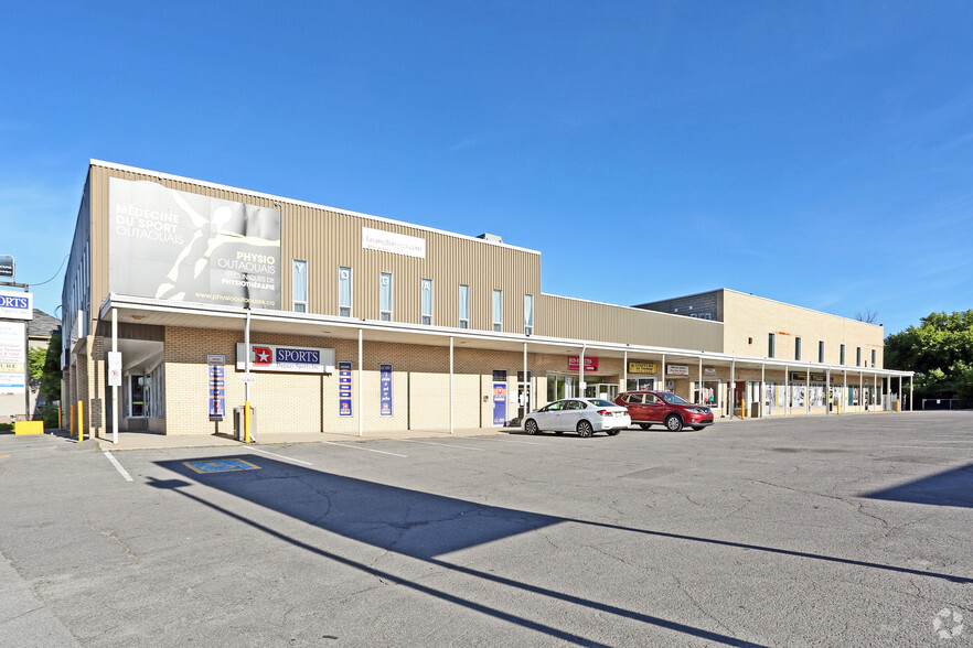 380-400 Boul Alexandre-Taché, Gatineau, QC en alquiler - Foto del edificio - Imagen 1 de 4