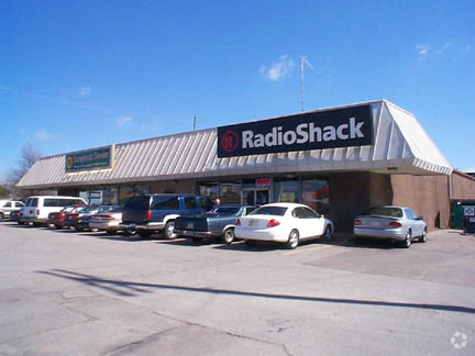 438 S Rock Rd, Wichita, KS en alquiler - Foto del edificio - Imagen 3 de 3