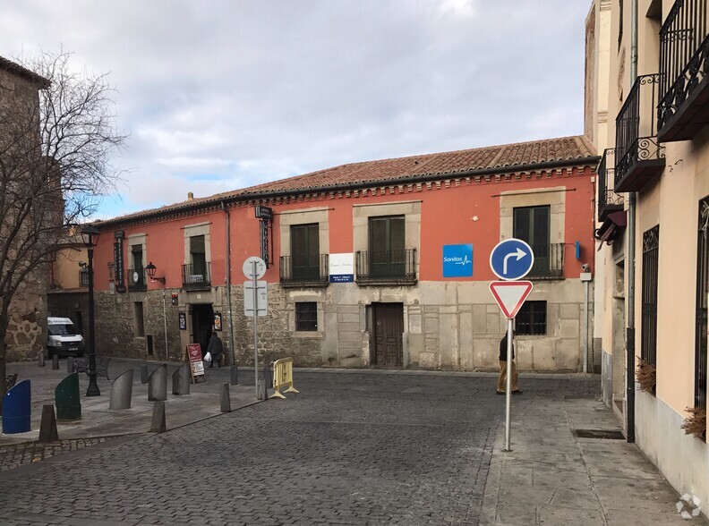 Oficinas en Ávila, Ávila en alquiler - Foto principal - Imagen 1 de 3