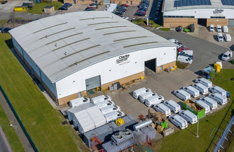 Multi-Let Industrial Investment cartera de 3 inmuebles en venta en LoopNet.es - Foto del edificio - Imagen 2 de 7