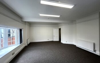 16-17 High St, Tring en alquiler Foto del interior- Imagen 2 de 5