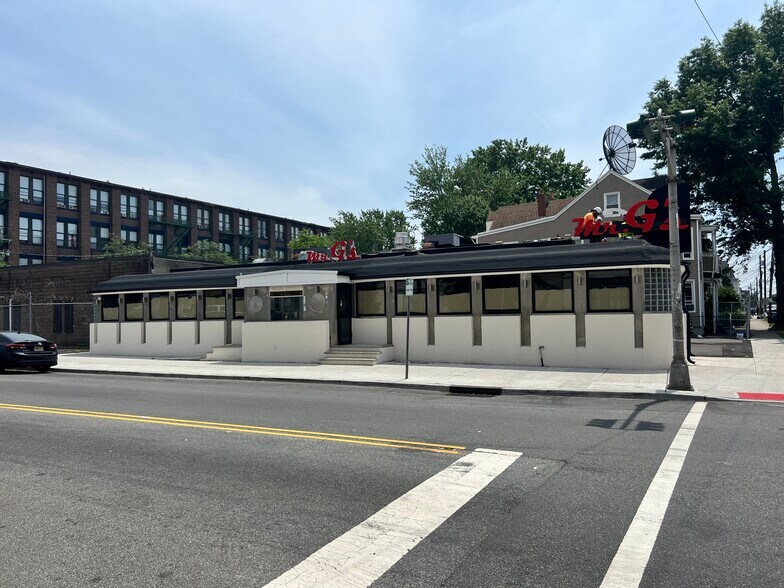 455 E 18th St, Paterson, NJ en venta - Foto del edificio - Imagen 1 de 1