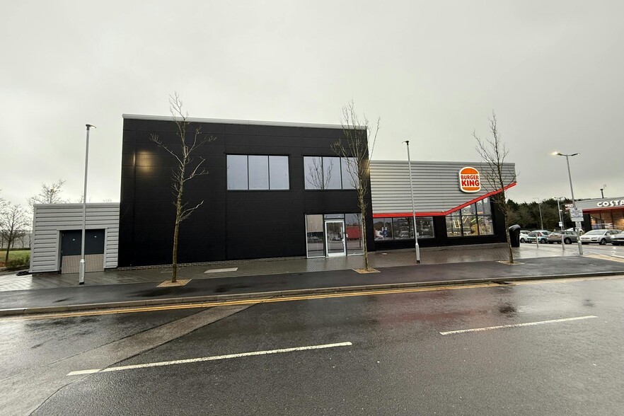 Stadium Way W, Milton Keynes en alquiler - Foto del edificio - Imagen 1 de 3