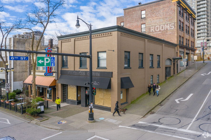 601 Columbia St, New Westminster, BC en alquiler - Foto del edificio - Imagen 1 de 3