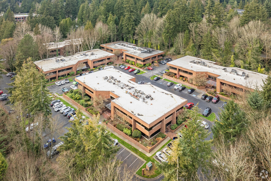 2320 130th Ave NE, Bellevue, WA en alquiler - Foto del edificio - Imagen 1 de 12