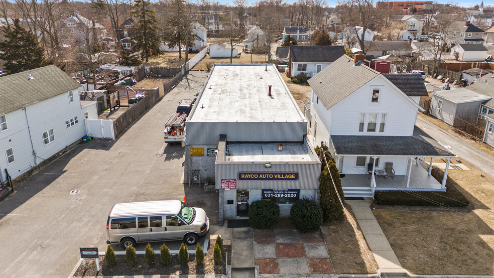 72 Terry St, Patchogue, NY en venta - Foto del edificio - Imagen 1 de 13