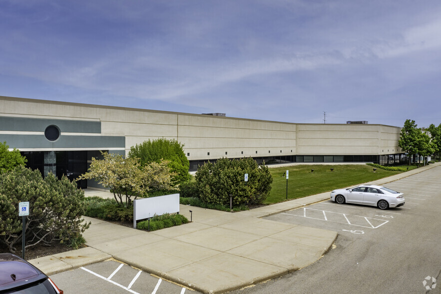 8400 Lakeview Pky, Pleasant Prairie, WI en alquiler - Foto del edificio - Imagen 2 de 8