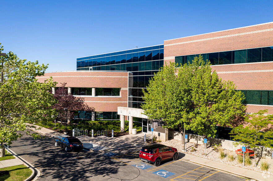 675 S Arapeen Dr, Salt Lake City, UT en alquiler - Foto del edificio - Imagen 1 de 6