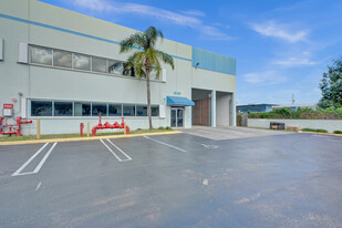 1630 NW 108th Ave, Miami FL - Inmueble