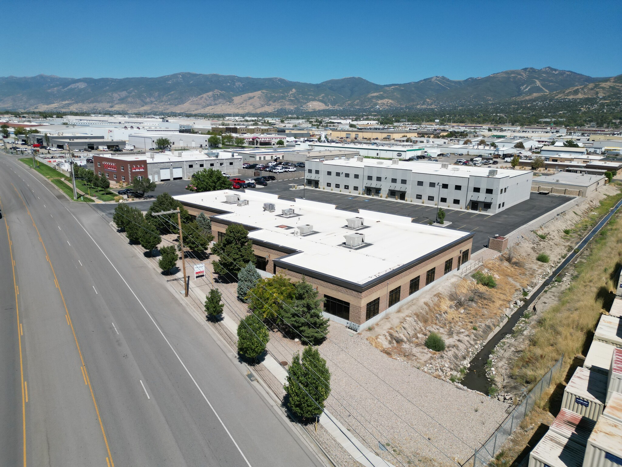 200 N Redwood Rd, North Salt Lake, UT en alquiler Foto del edificio- Imagen 1 de 5