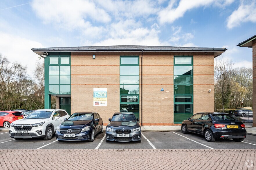 6 The Parks, Newton Le Willows en alquiler - Foto del edificio - Imagen 2 de 3