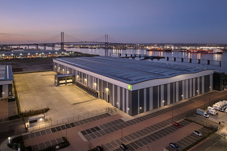 Clipper Blvd, Dartford en alquiler - Foto del edificio - Imagen 1 de 4