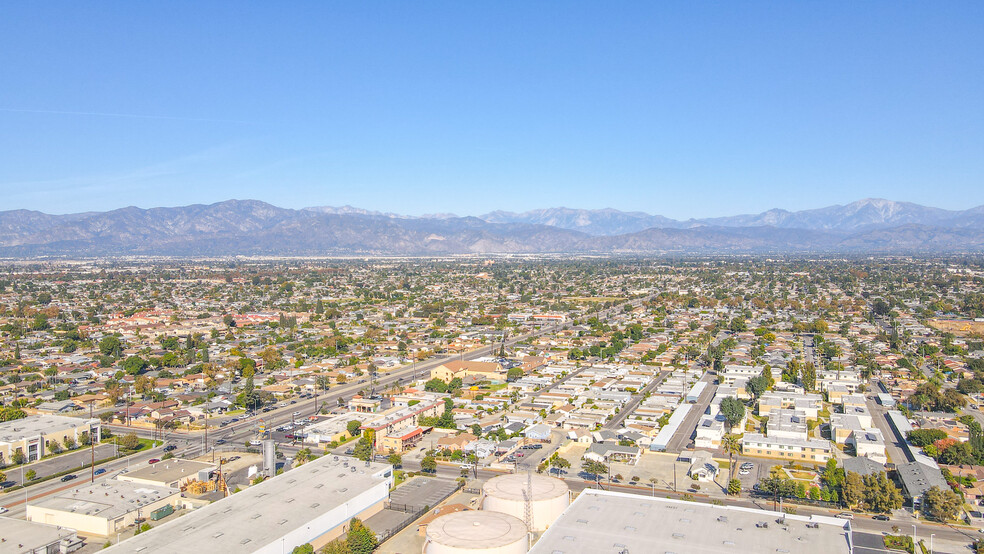 14730 Valley Blvd, La Puente, CA en alquiler - Foto del edificio - Imagen 3 de 22