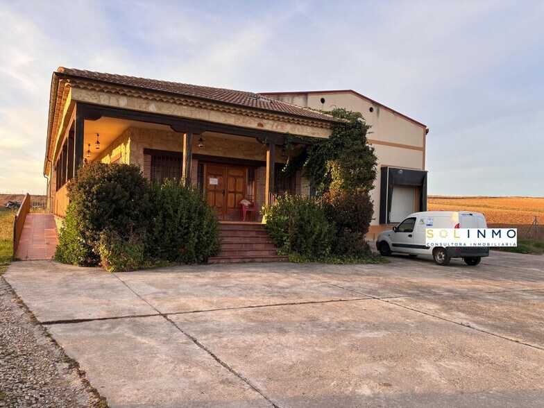 Camino Aldealcorvo, 1, San Pedro de Gaíllos, Segovia en venta - Foto del edificio - Imagen 3 de 32